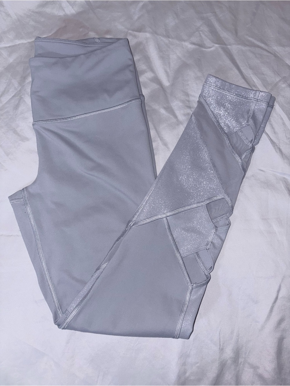 Victoria's Secret Light Gray/lavender Shimmer sport Leggings size small